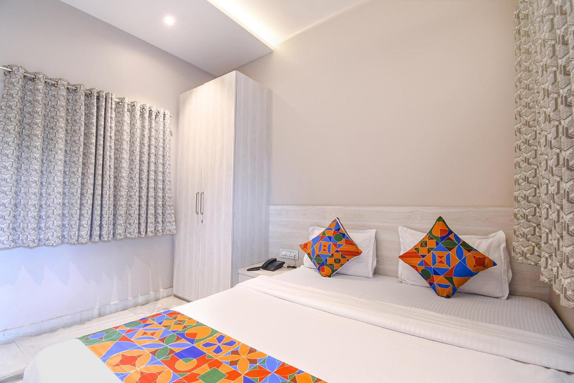Fabhotel Kitchen Q Inn - Belaghata Calcutta Exterior foto